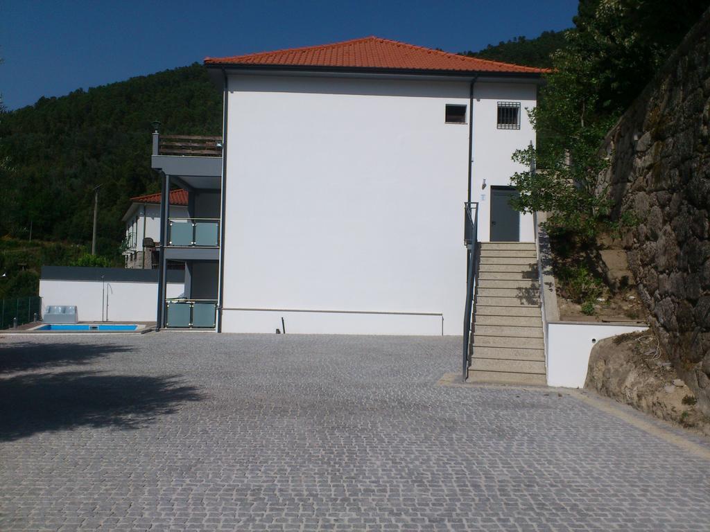 Hotel Lagoa Azul do Geres Cameră foto
