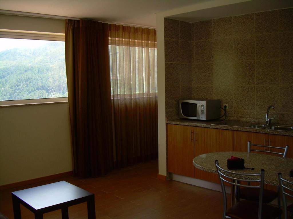 Hotel Lagoa Azul do Geres Cameră foto
